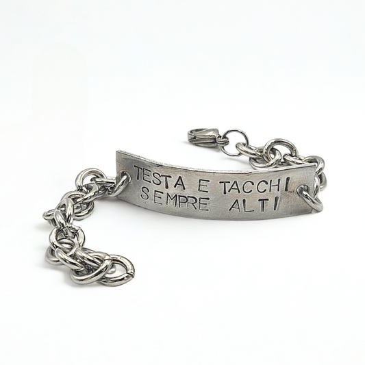 Bracciale testa e tacchi